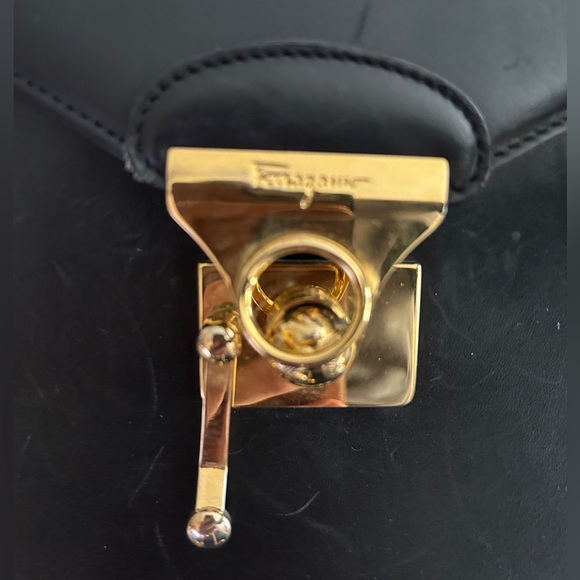 Salvatore Ferragamo BLACK LEATHER Backpack. Rare Shoe Charm on Inside Zipper.HP - Picture 12 of 16